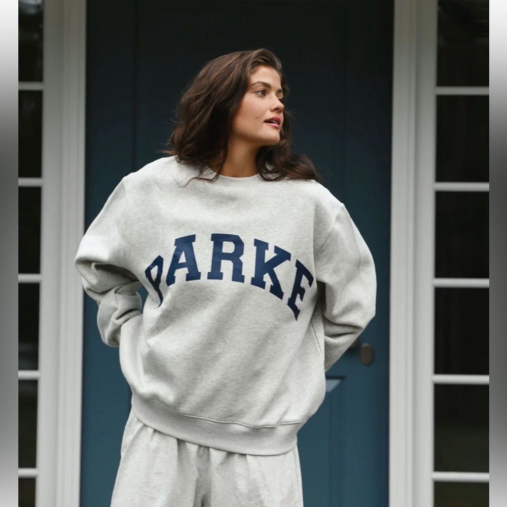 NWT PARKE CREWNECK